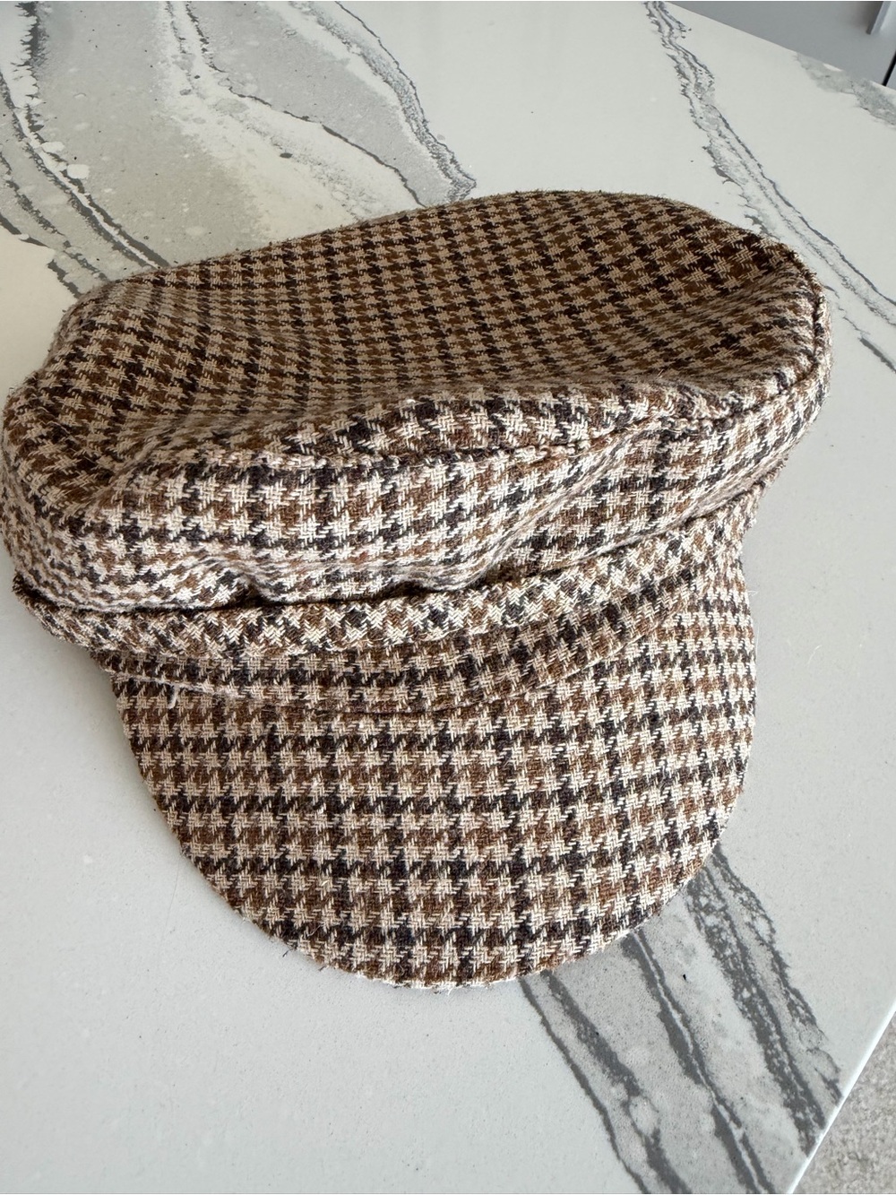 Houndstooth Baker Boy Cap in Brown & Cream
